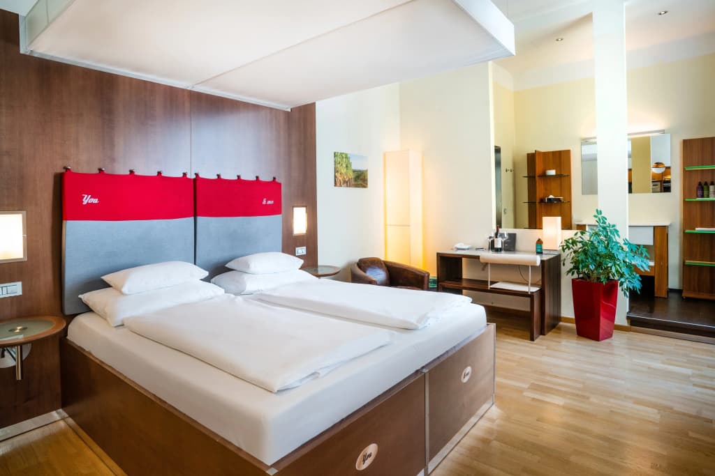Hotel Rathaus Wein & Design - photo 4