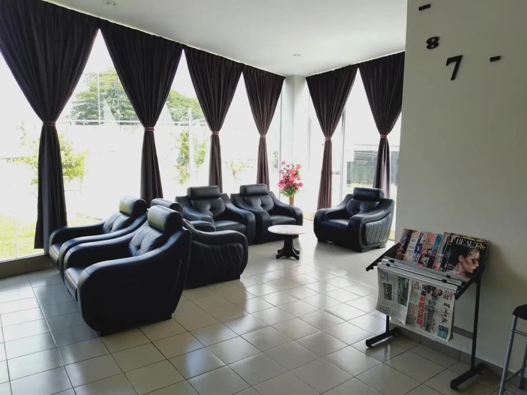 SP Central Hotel - photo 12
