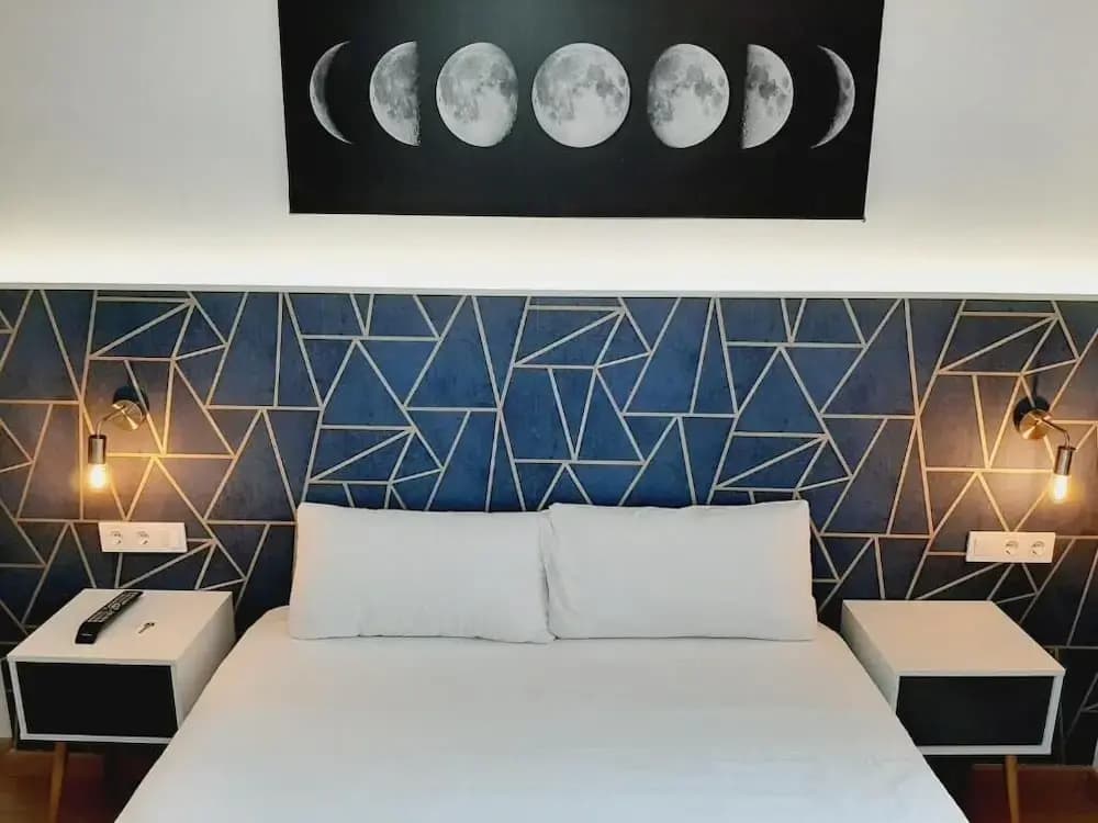 Hostal Laia by gaiarooms - photo 13