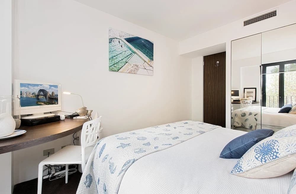 PPT50 Sleek 2 Bed Designer Abode - photo 4