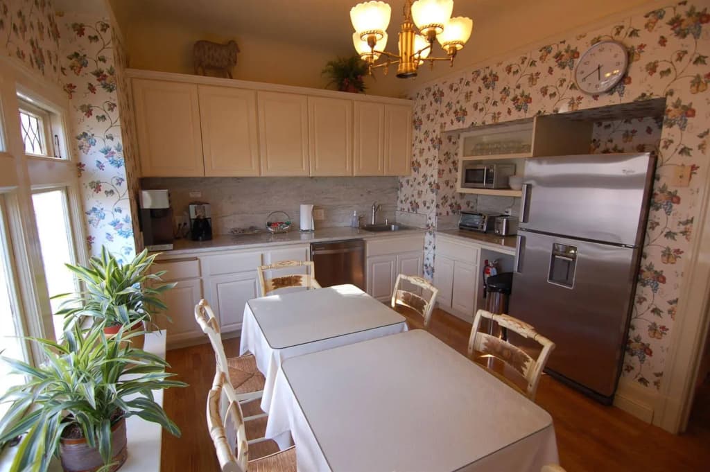 Jackson Court - photo 18