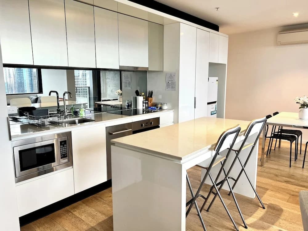 ReadySet Apartments at Manhattan - photo 18
