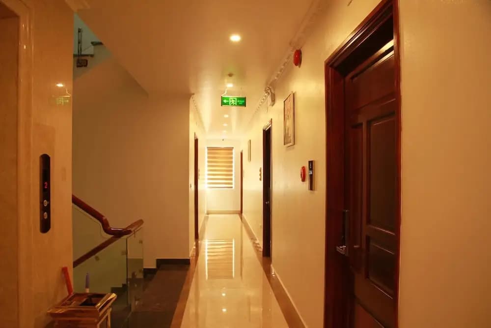 The Marine Hotel - photo 22