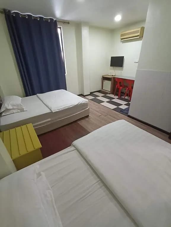 Oriental Hotel - main photo