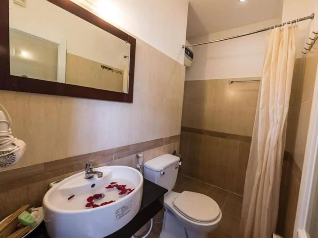 SaiGon Odyssey Hotel - The Art - photo 9