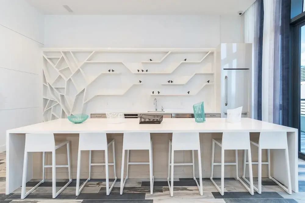 Bluebird Suites Downtown Brickell - photo 19