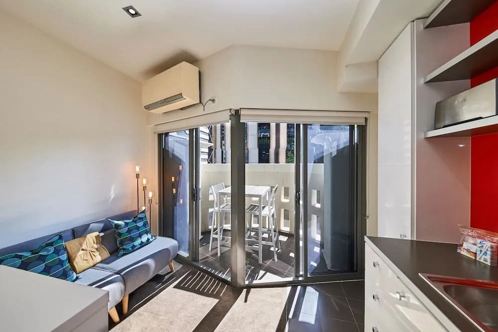 Readyset Apartments at Kett - photo 6