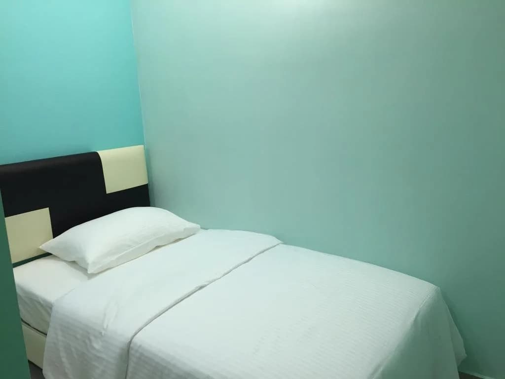 Sri Maluri Hotel - photo 8