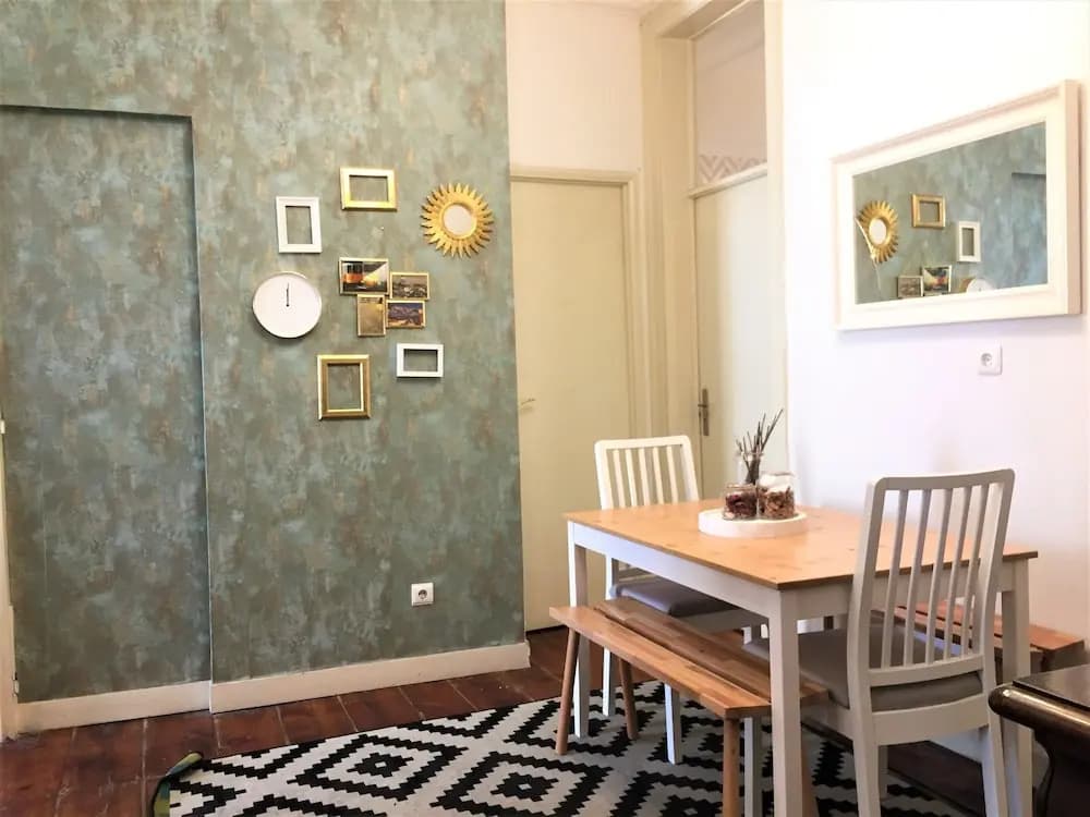 Charming Vintage Auto Check-in Flat in Baixa - main photo