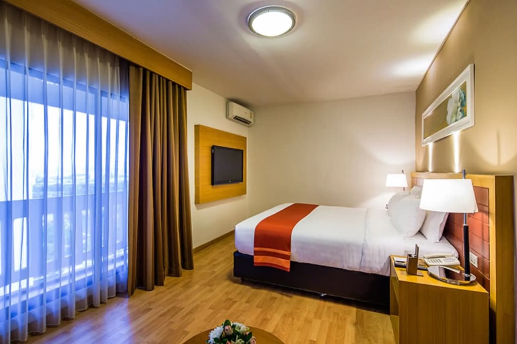 Maple Hotel - photo 10