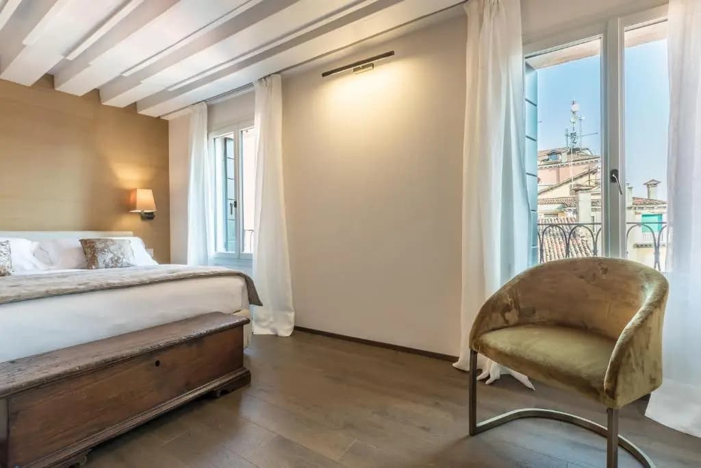 Palazzo Morosini degli Spezieri - photo 4