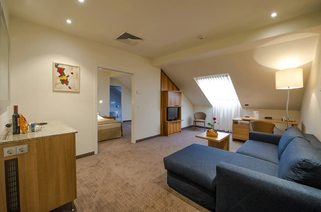 HiLight Suites Hotel - photo 44