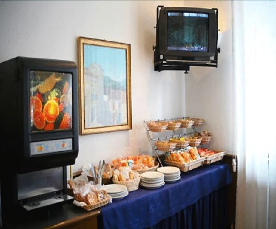 Hotel La Pace - photo 10
