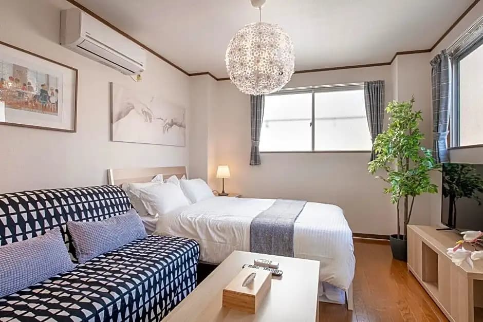 Uhome Ueno Apartment - photo 2