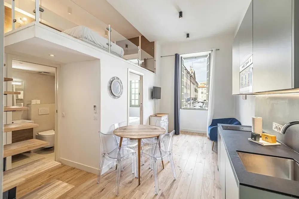a/c Mezzanine apt 2br/4p - Place Garibaldi - photo 10