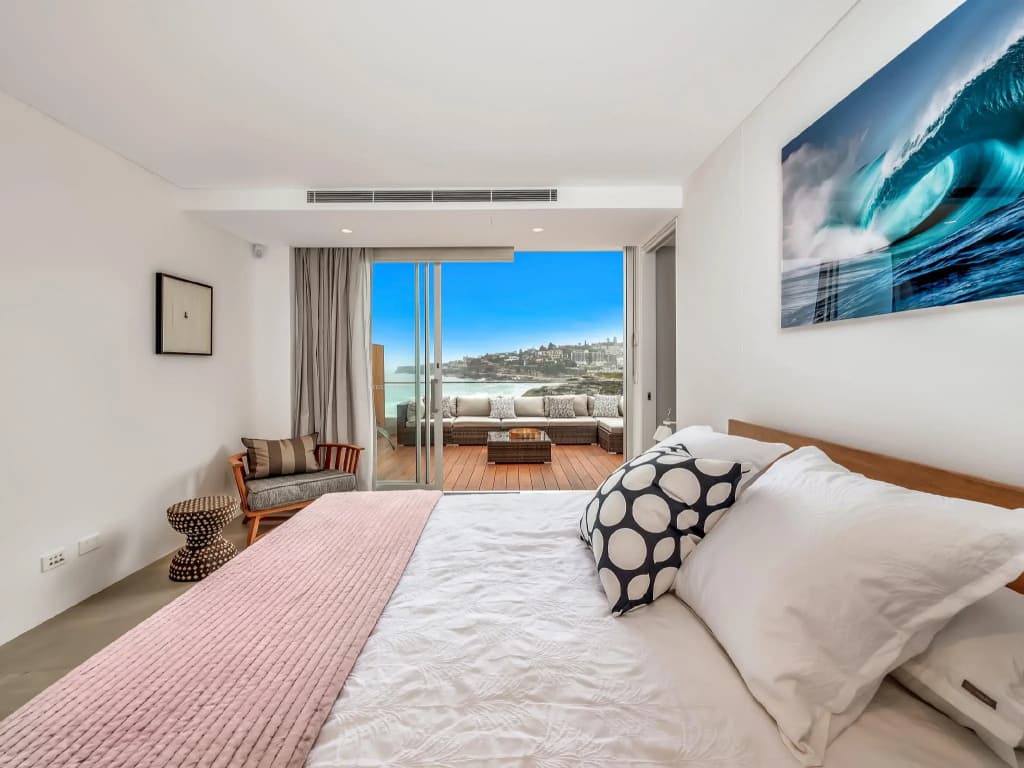 Tamarama Apartments - main photo