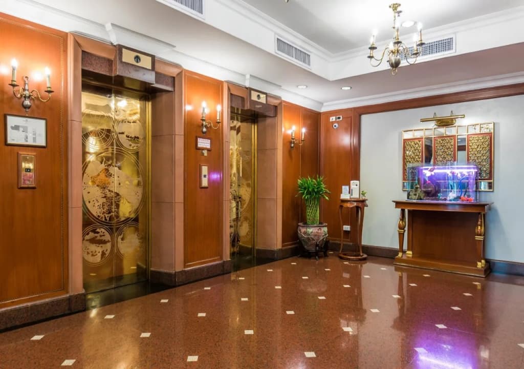 Evergreen Laurel Hotel Bangkok - photo 22