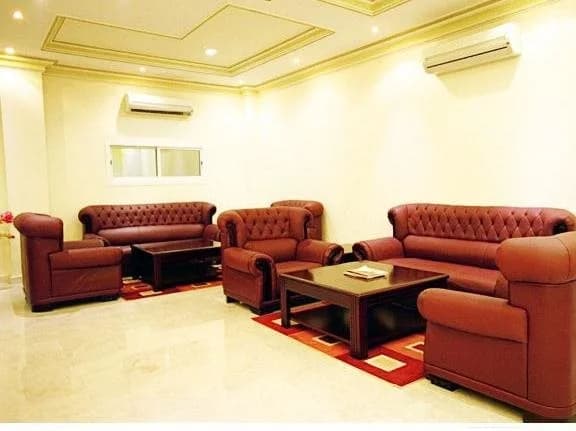Royal Hotel Apartments - photo 2