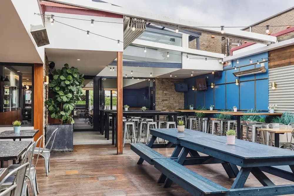 The Lakes Hotel, Rosebery - photo 10