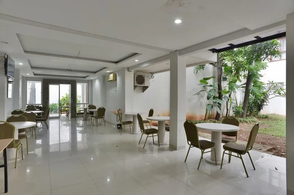 ZEN Rooms Basic Kelapa Dua Kebon Jeruk - photo 11