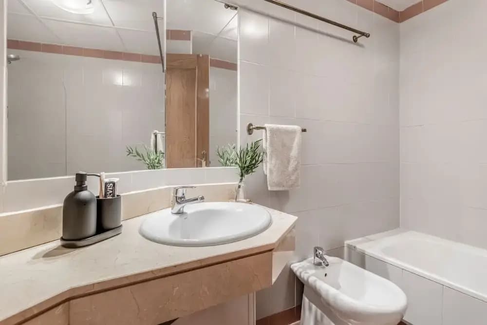 Bowie - 1 Bedroom Pool in Chueca - photo 7