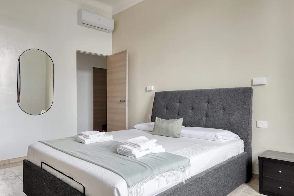 Chic flat with easy city centre access - photo 3