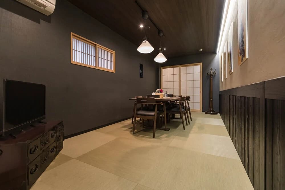 Ayami Near Nanba Shinsaibashi - photo 12