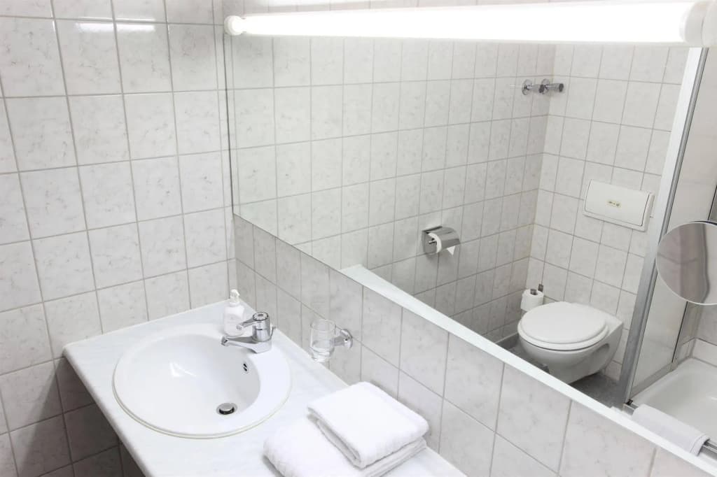 Hotel Nova Berlin - photo 8