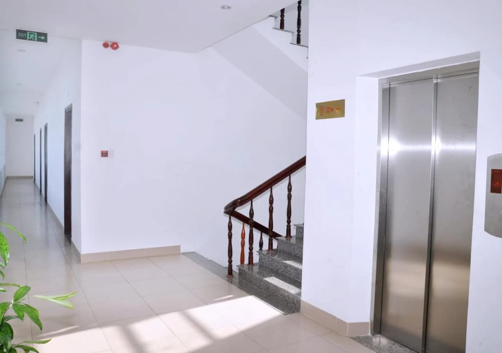 A Dong Hotel - photo 12
