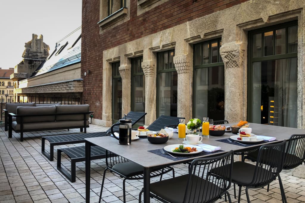 Kozmo Hotel Suites & Spa - Small Luxury Hotels of the World - photo 46