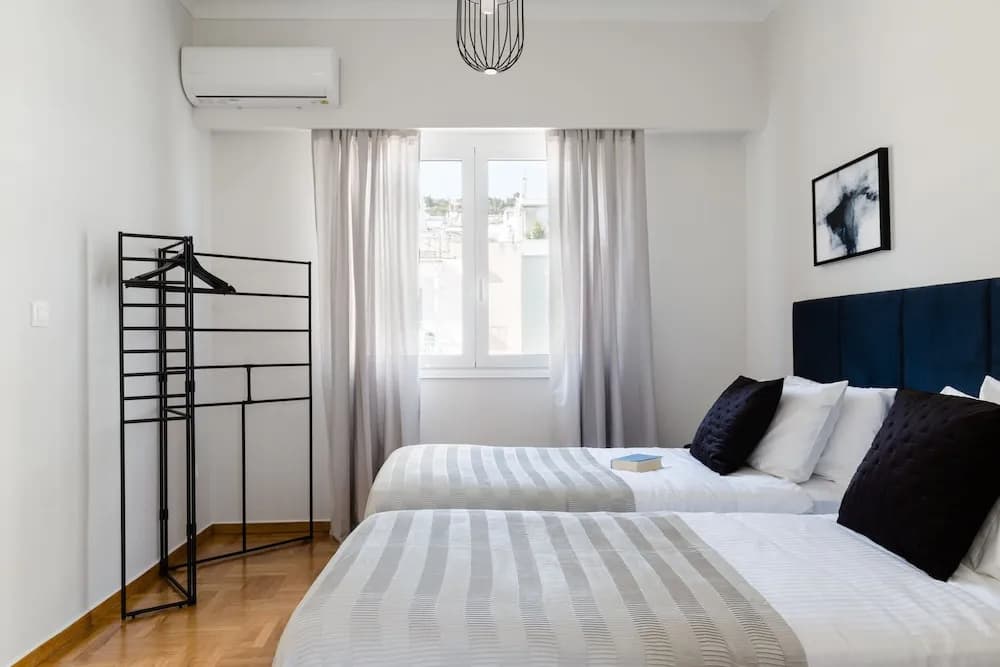 UPSTREET Elegant Luminous 3BD Apt-Kolonaki - photo 6