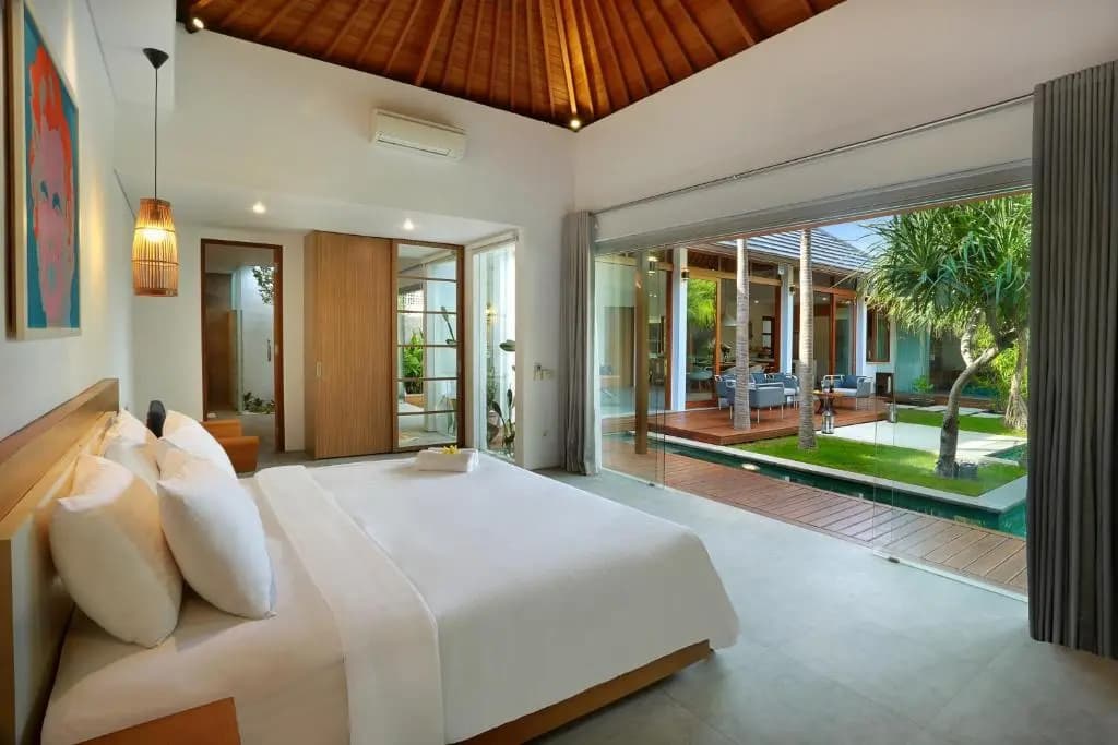 Villa Odyssey - photo 2