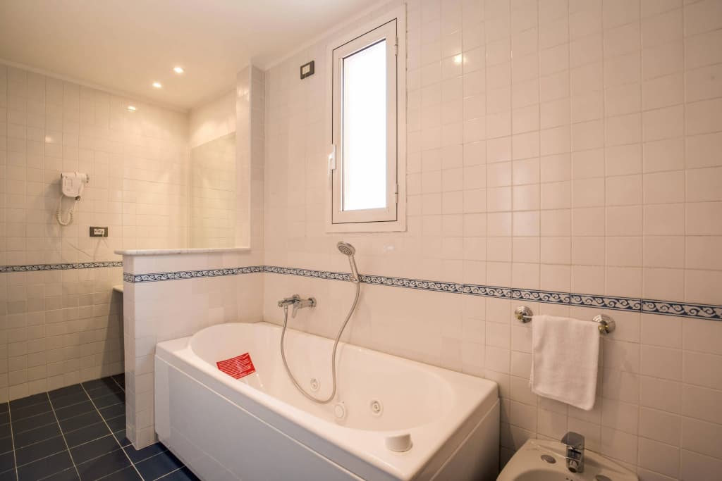 Hotel San Remo - photo 8