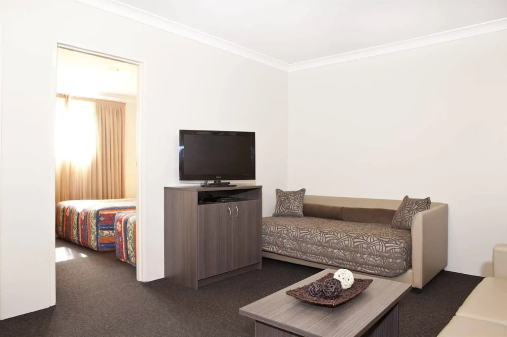 Narellan Motor Inn - photo 4