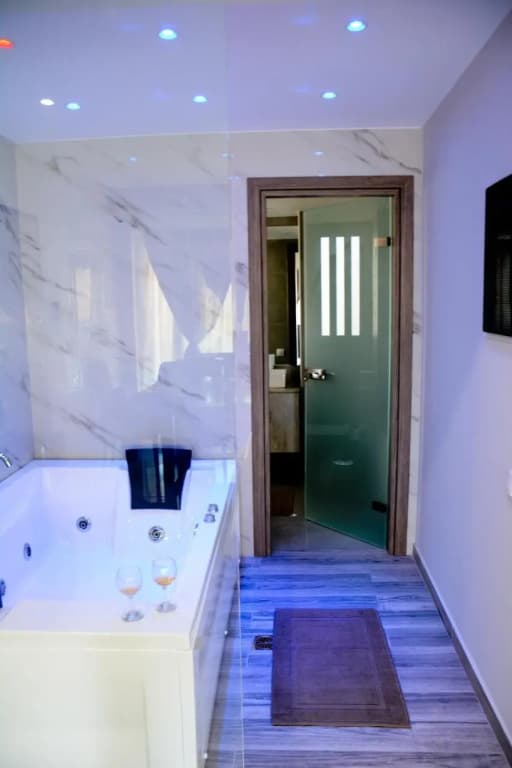 Dafni Luxury Suites - photo 11
