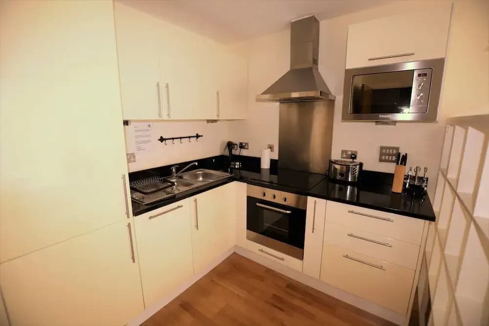 Denison House - Elite Apartments - photo 8