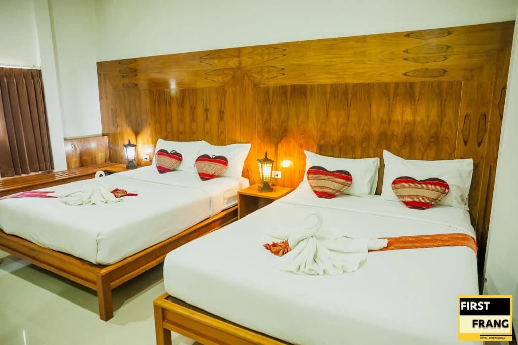 First & Frang Hotel - photo 5