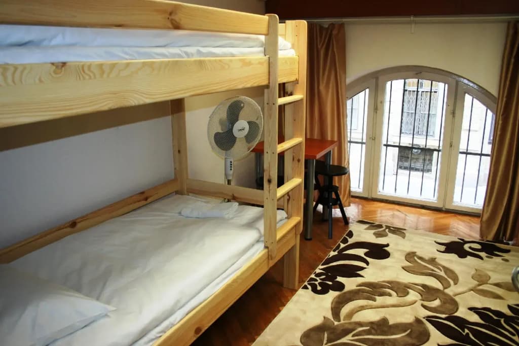 Walking Bed Budapest Hostel - photo 14