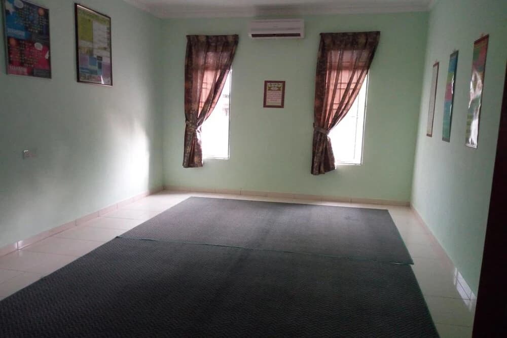 ArRayyan Guesthouse & Homestay - photo 7