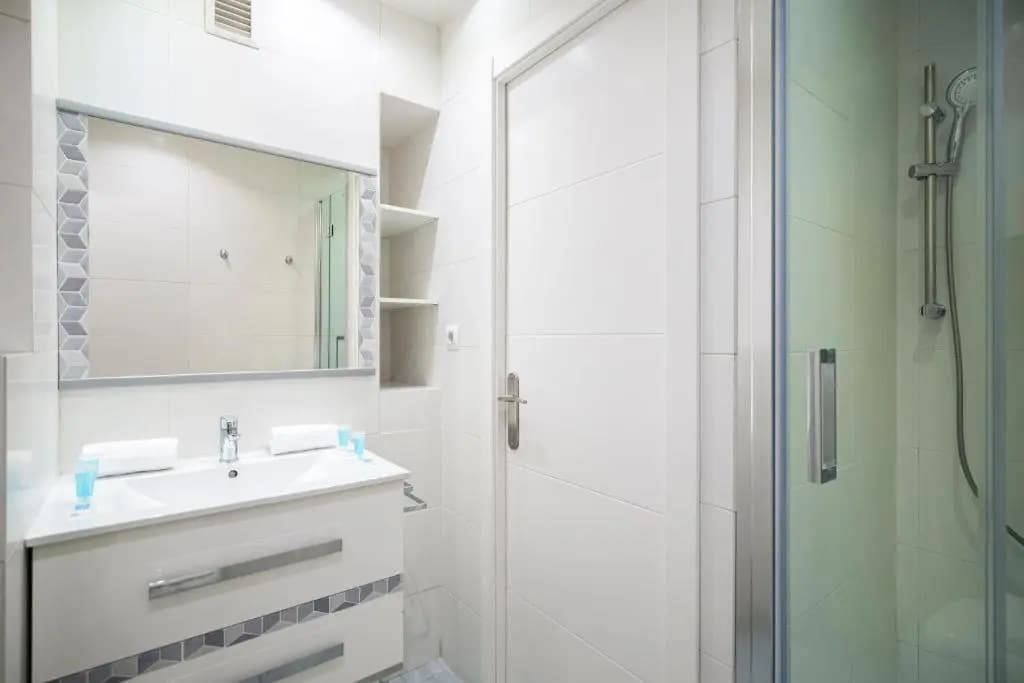 Dobo Homes Francisco Santos - photo 9