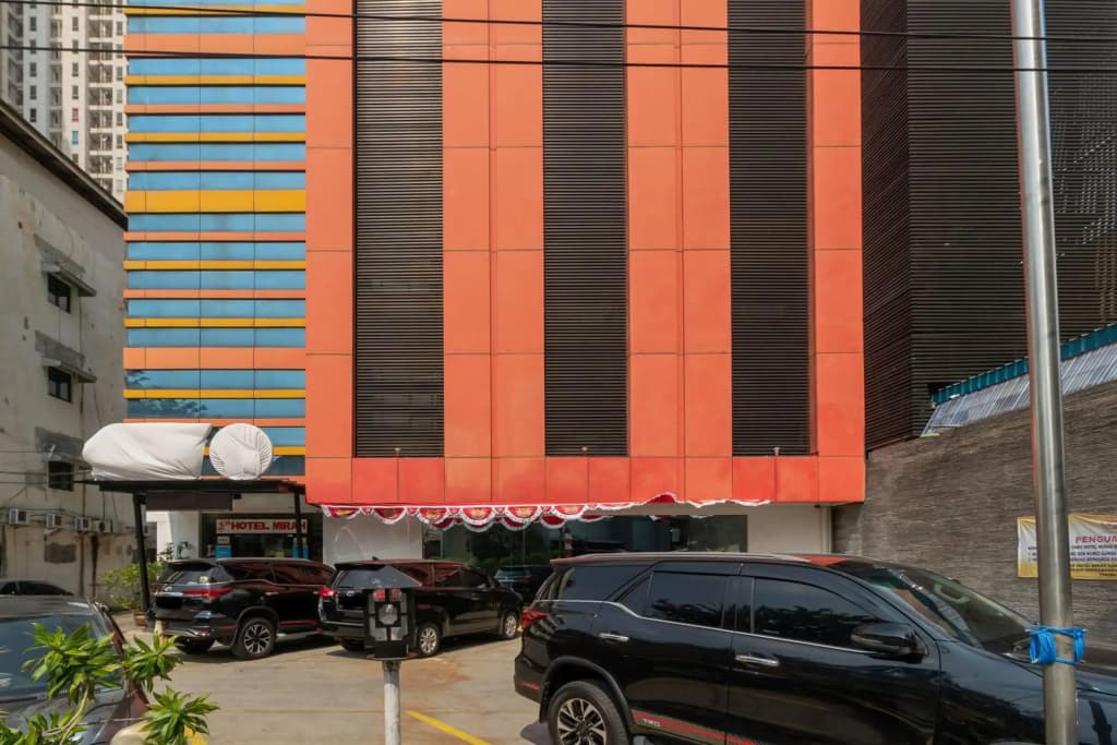 Mirah Hotel - photo 1