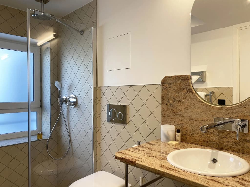 New Hotel Lafayette - photo 9