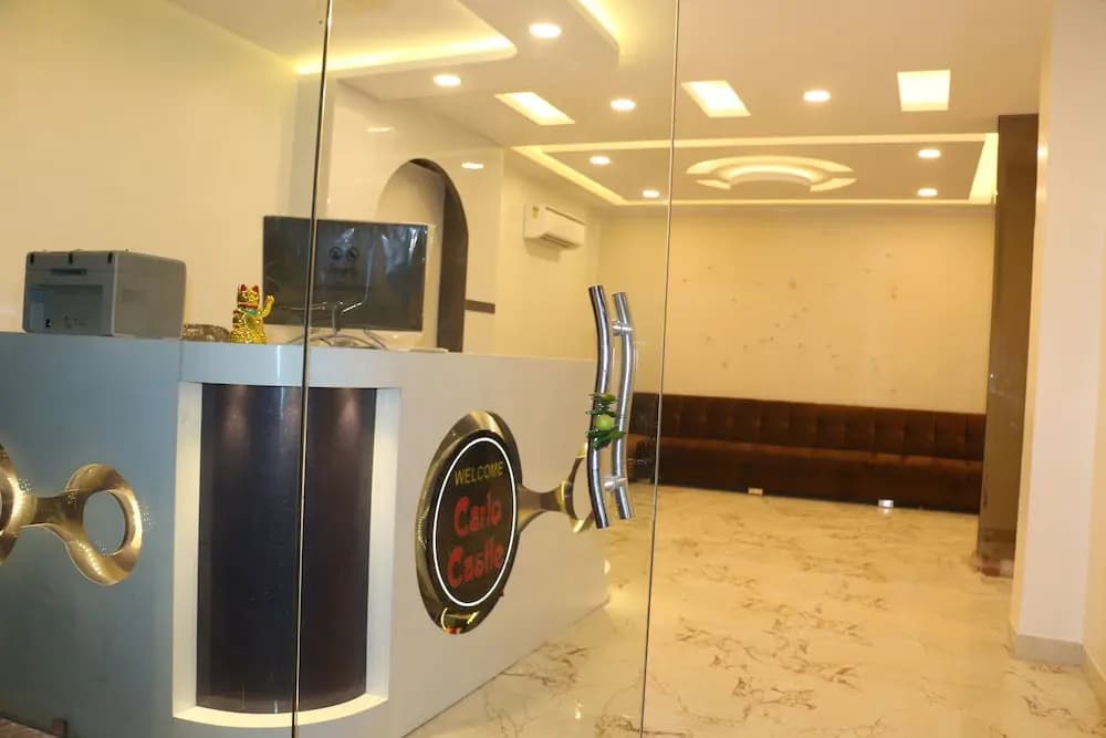 Hotel Karlo Kastle - Paharganj - photo 13