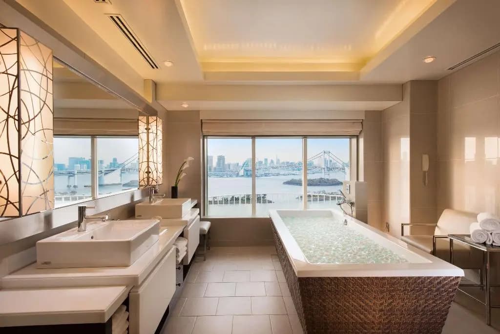 Hilton Tokyo Odaiba - photo 27