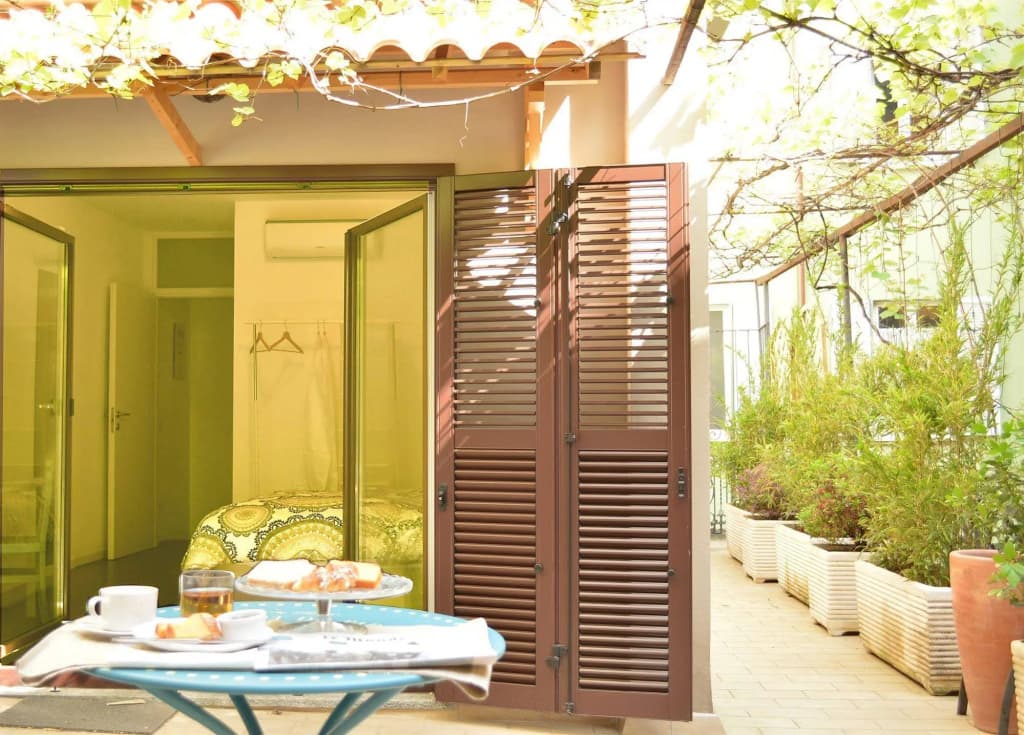 Room Inn - photo 10