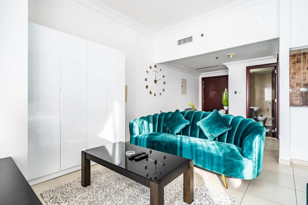JLT - Lakeshore Tower 807 - photo 4