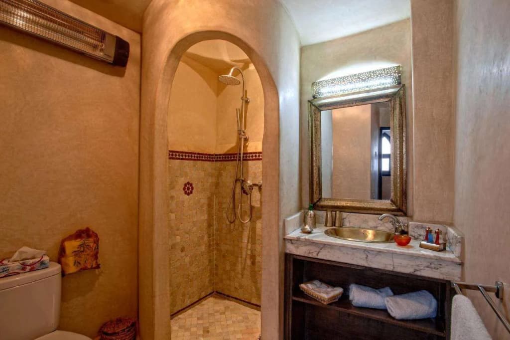Riad Basim - photo 8