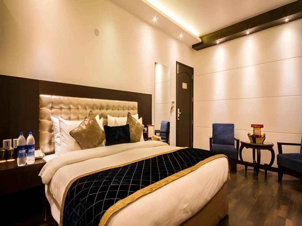 Hotel Grand Godwin - photo 6