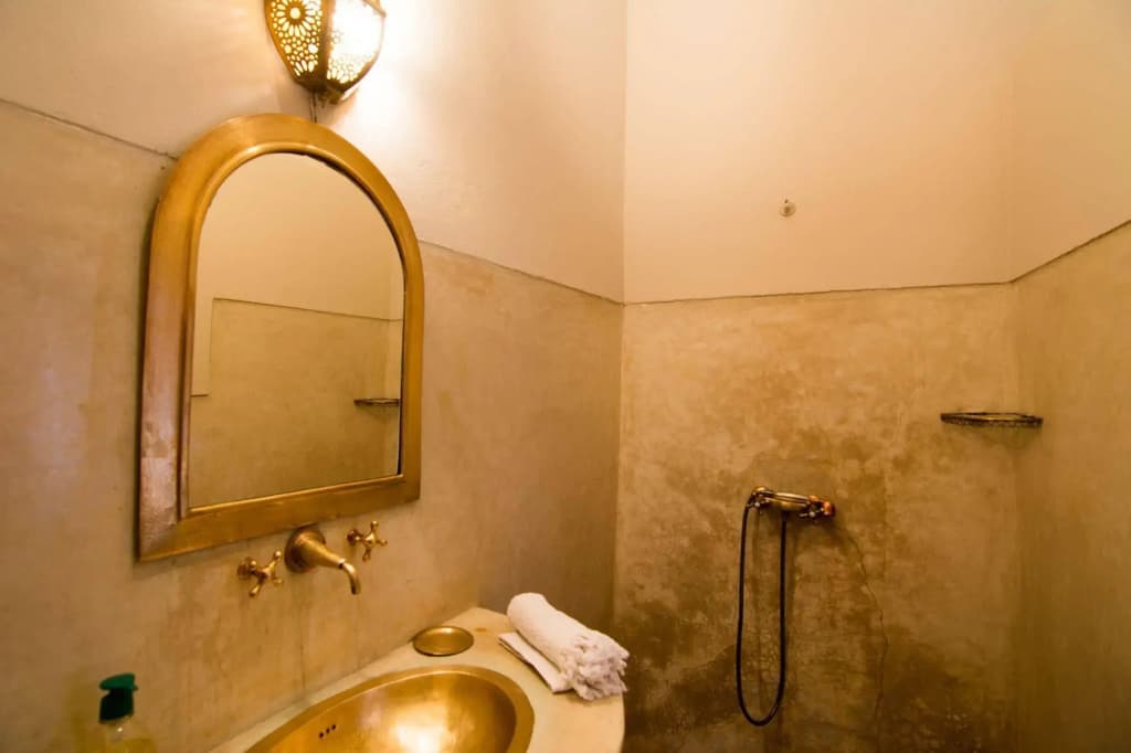 Riad El Gnaouia - photo 6