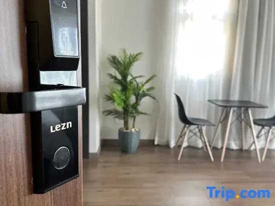 Ryan S Inn Studio Apartment - photo 2